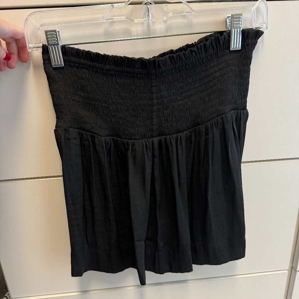 fab'rik Smocked Shorts
